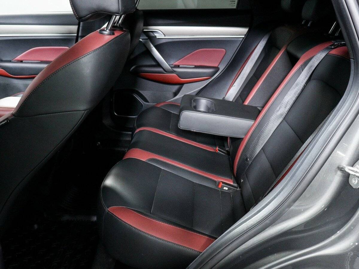 Купить Geely Coolray с пробегом. Фото: #6