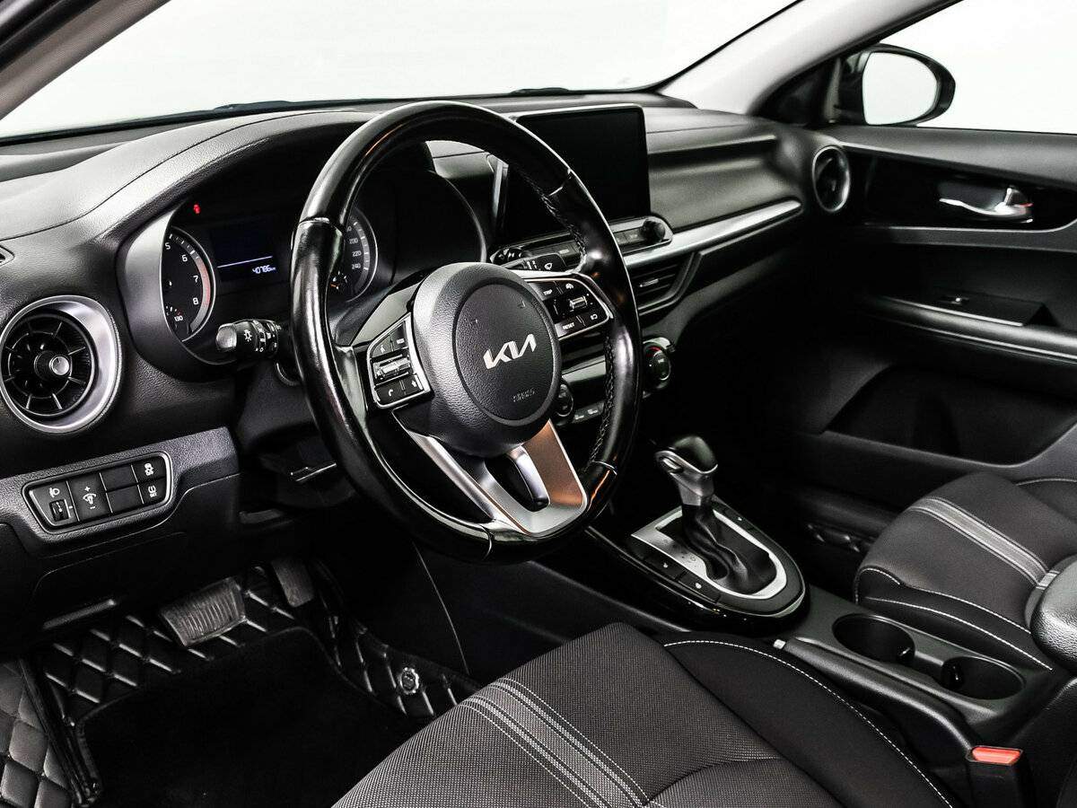 Купить Kia Cerato с пробегом. Фото: #11