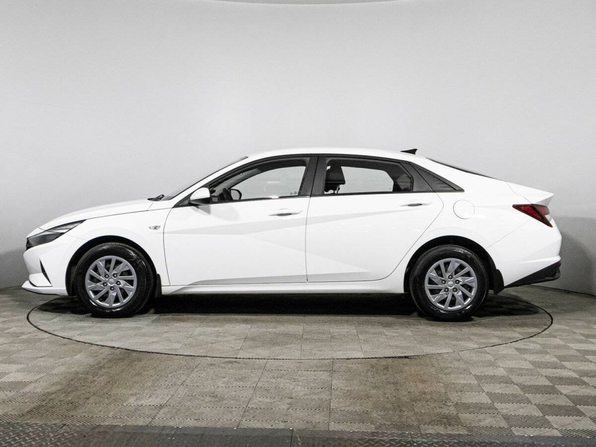 Купить Hyundai Elantra с пробегом. Фото: #7