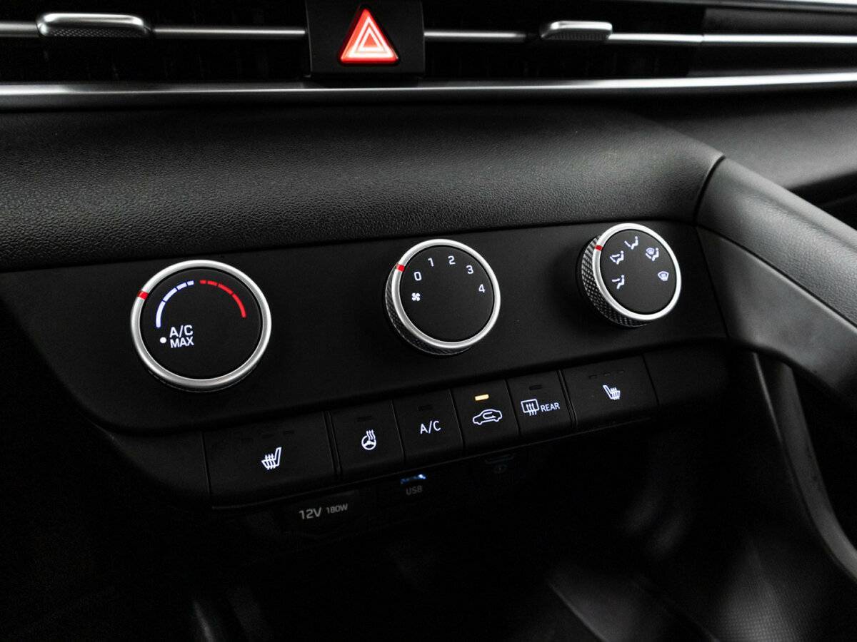 Купить Hyundai Elantra с пробегом. Фото: #16