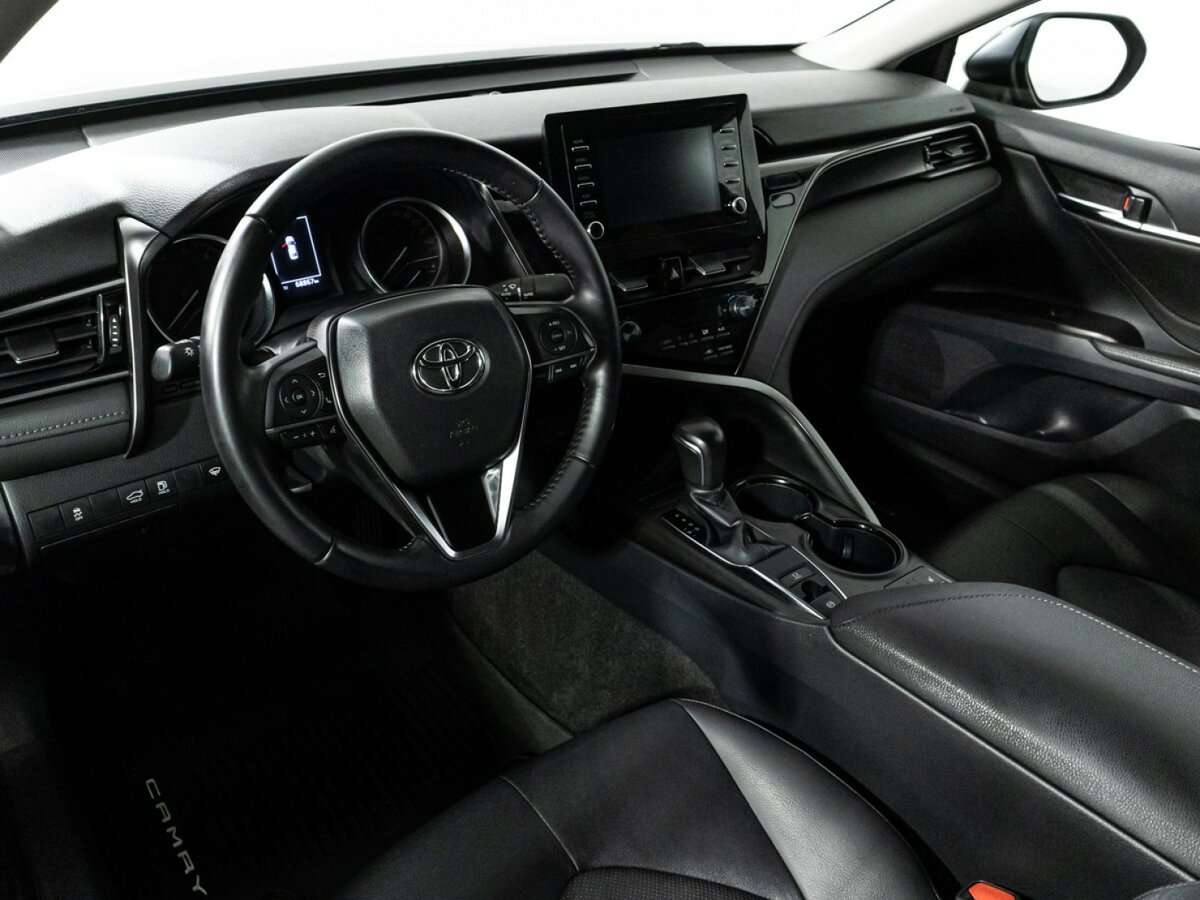 Купить Toyota Camry с пробегом. Фото: #10