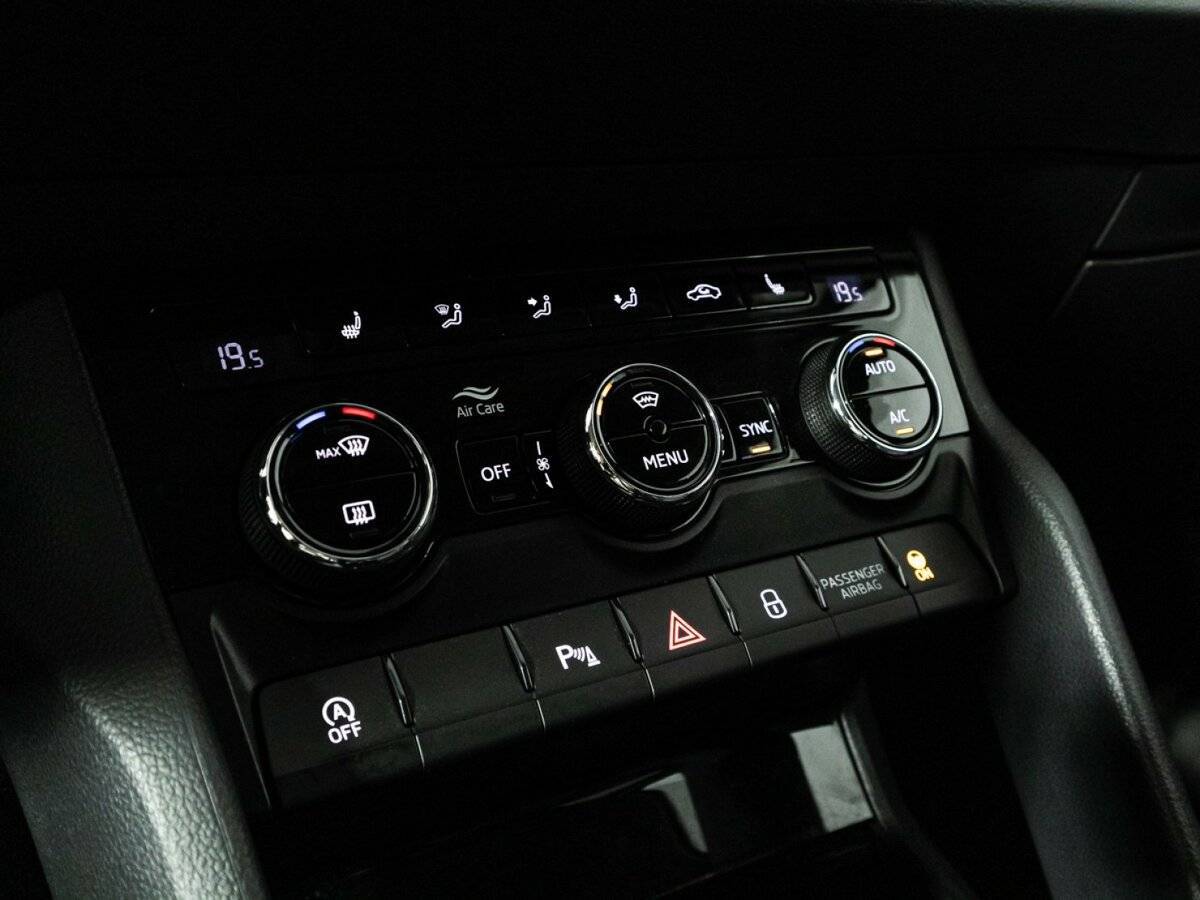 Купить Skoda Karoq с пробегом. Фото: #14
