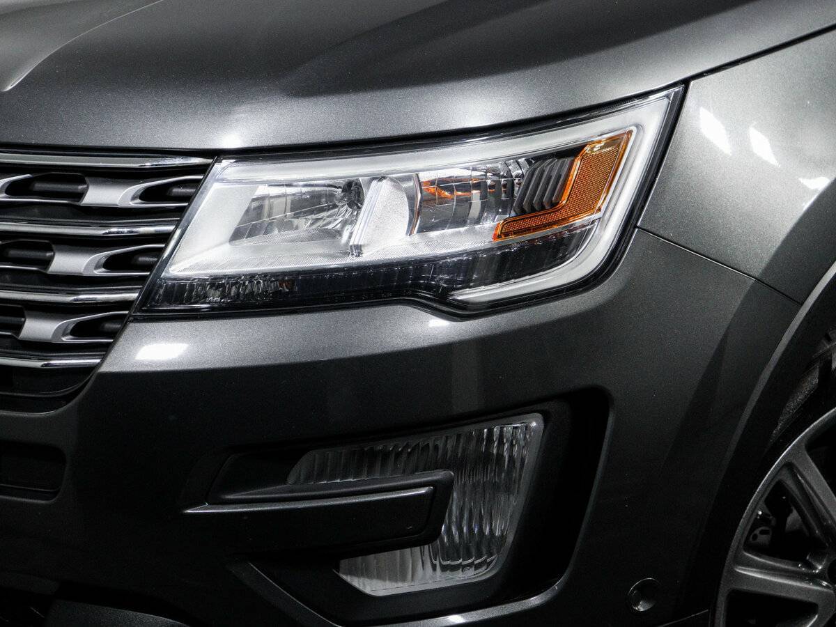 Купить Ford Explorer с пробегом. Фото: #15