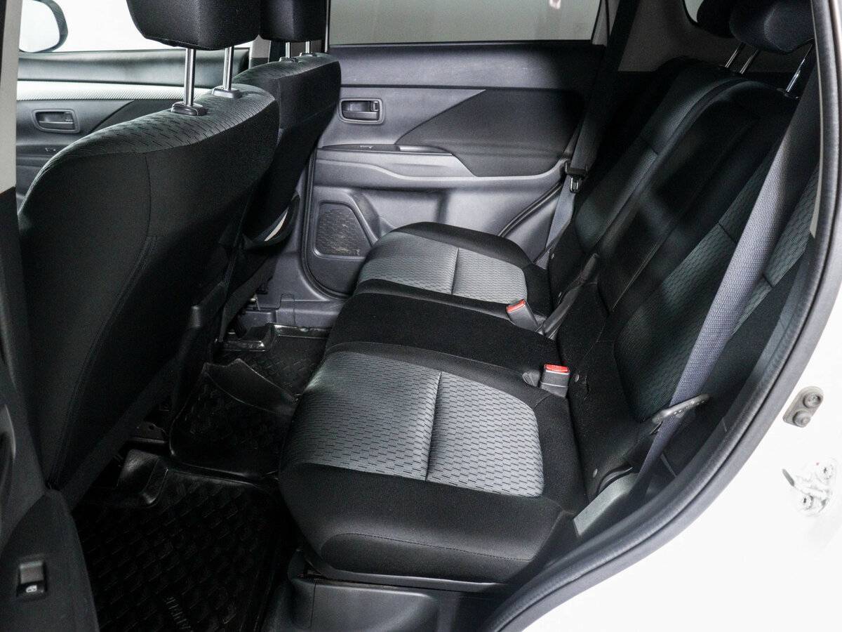 Продажа Б/У Митсубиши Оутлэндер. Фото: #6