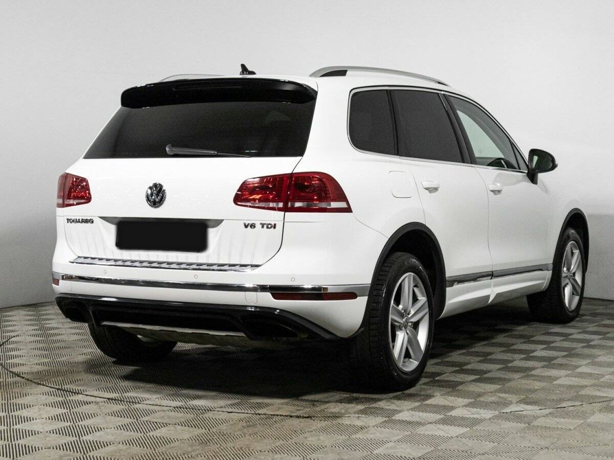 Купить Volkswagen Touareg с пробегом. Фото: #4