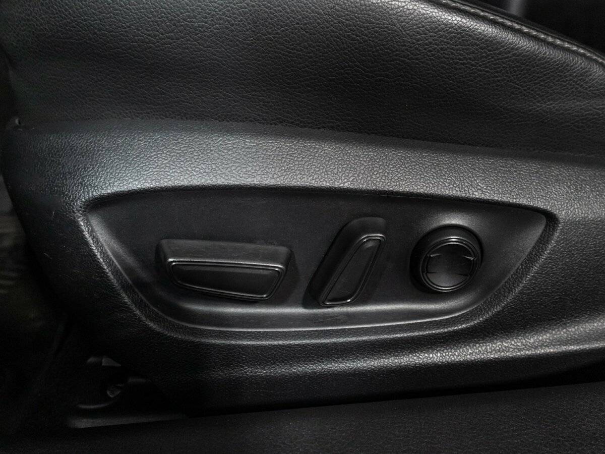 Купить Toyota Camry с пробегом. Фото: #16