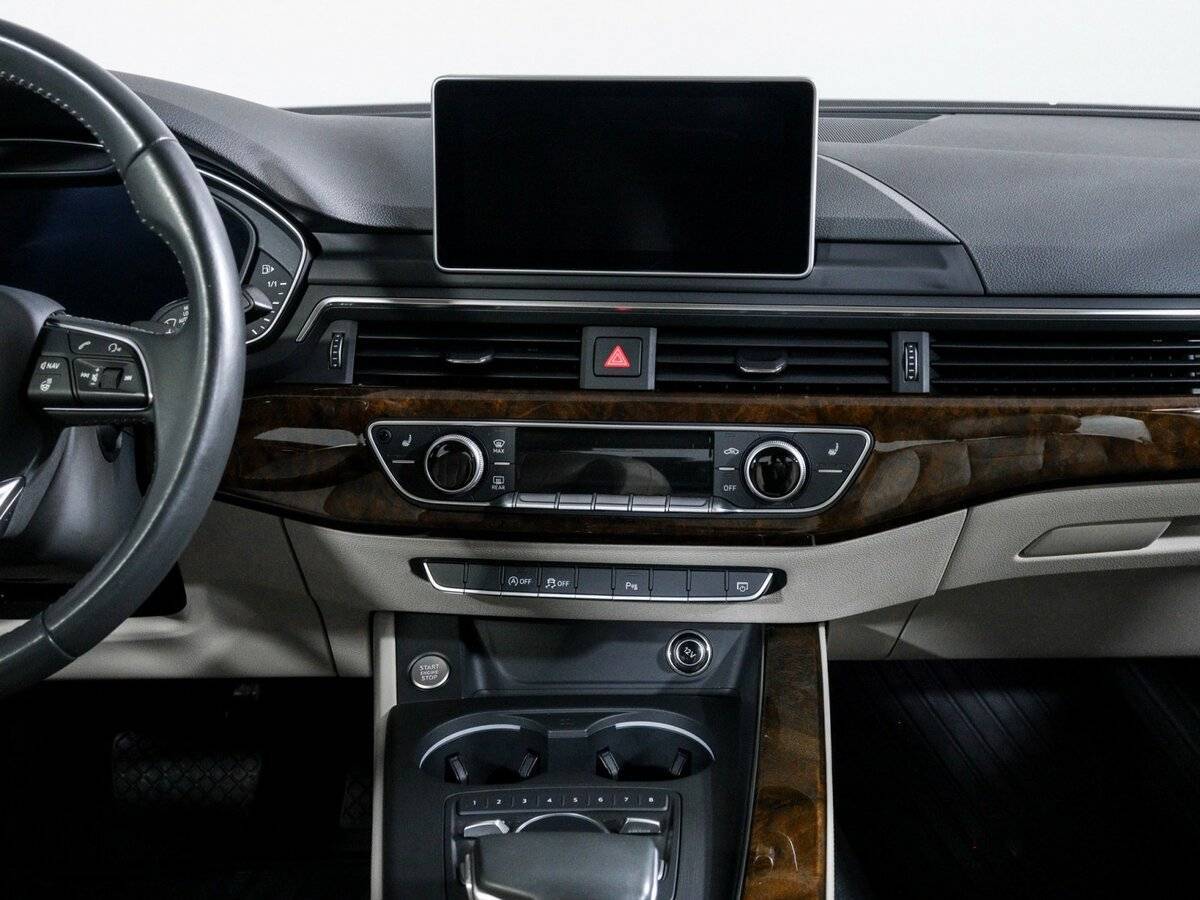 Купить Audi A4 с пробегом. Фото: #12