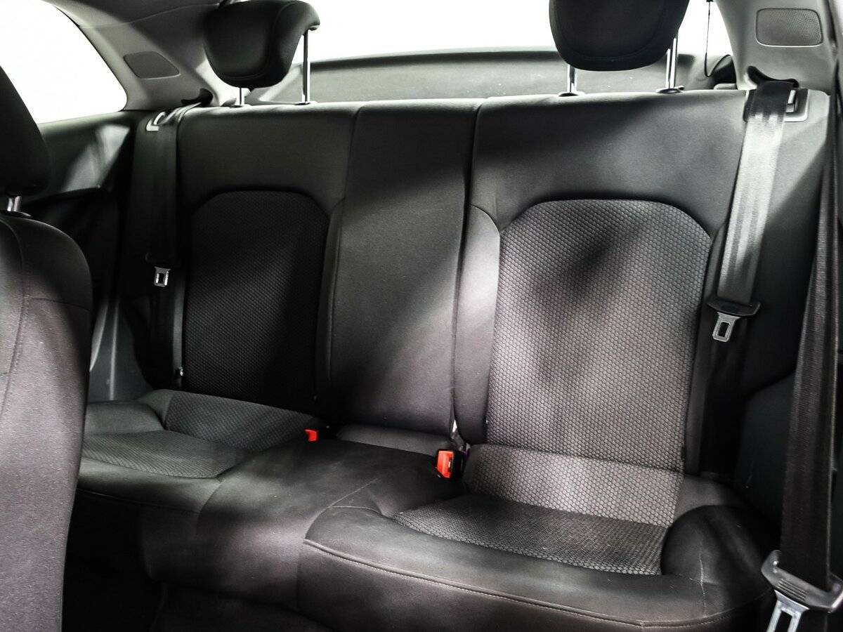 Купить Audi A1 с пробегом. Фото: #11