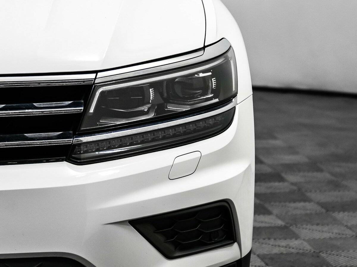 Купить Volkswagen Tiguan с пробегом. Фото: #13