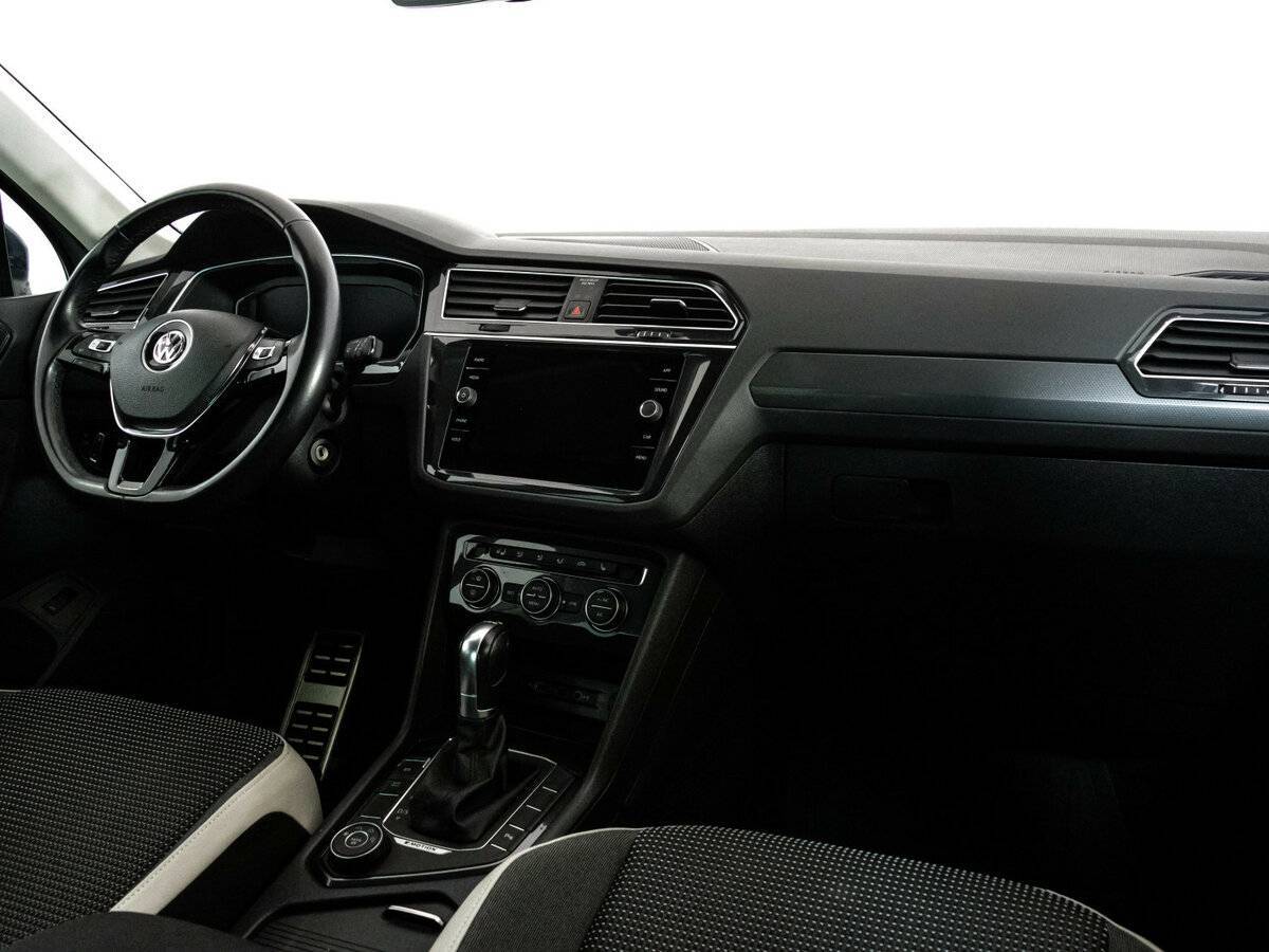 Купить Volkswagen Tiguan с пробегом. Фото: #6
