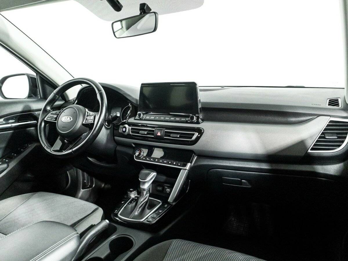 Купить Kia Seltos с пробегом. Фото: #8