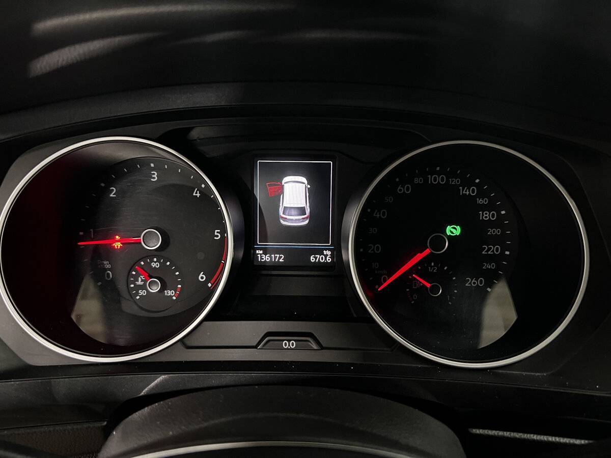 Купить Volkswagen Tiguan с пробегом. Фото: #12