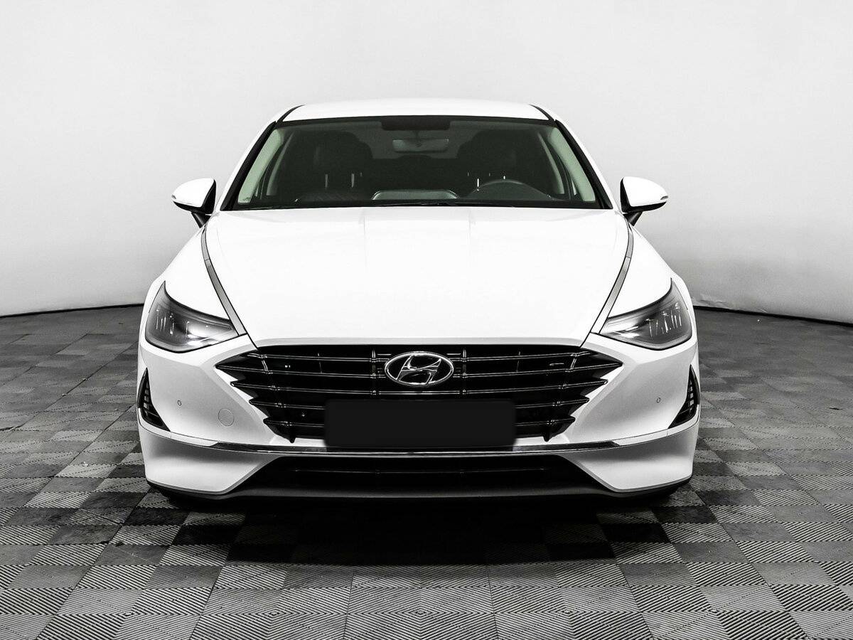 Купить Hyundai Sonata с пробегом. Фото: #1