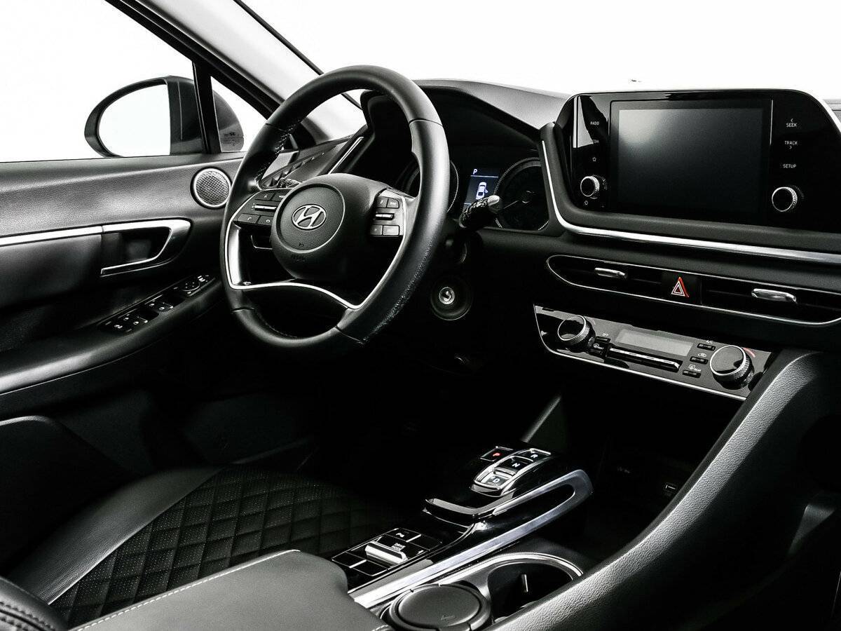 Купить Hyundai Sonata с пробегом. Фото: #8