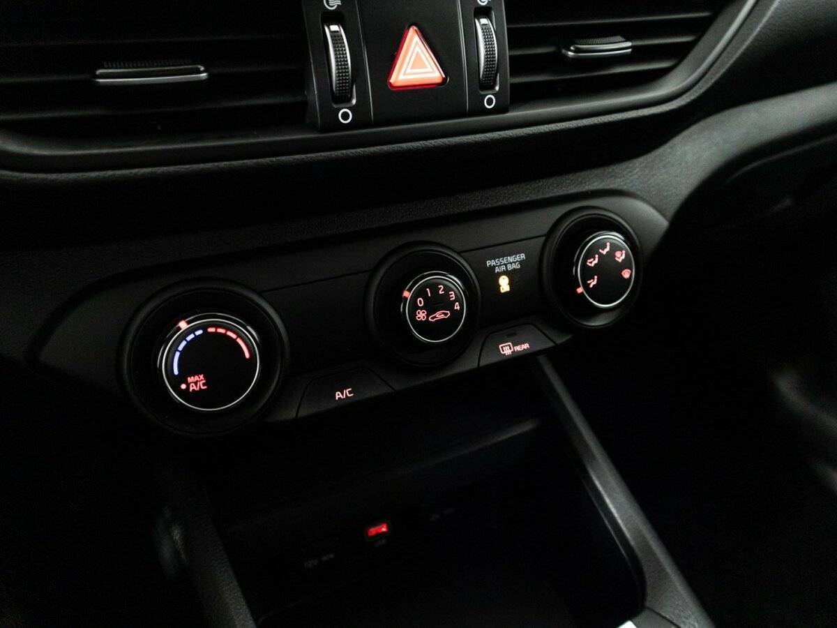 Купить Kia Cerato с пробегом. Фото: #19