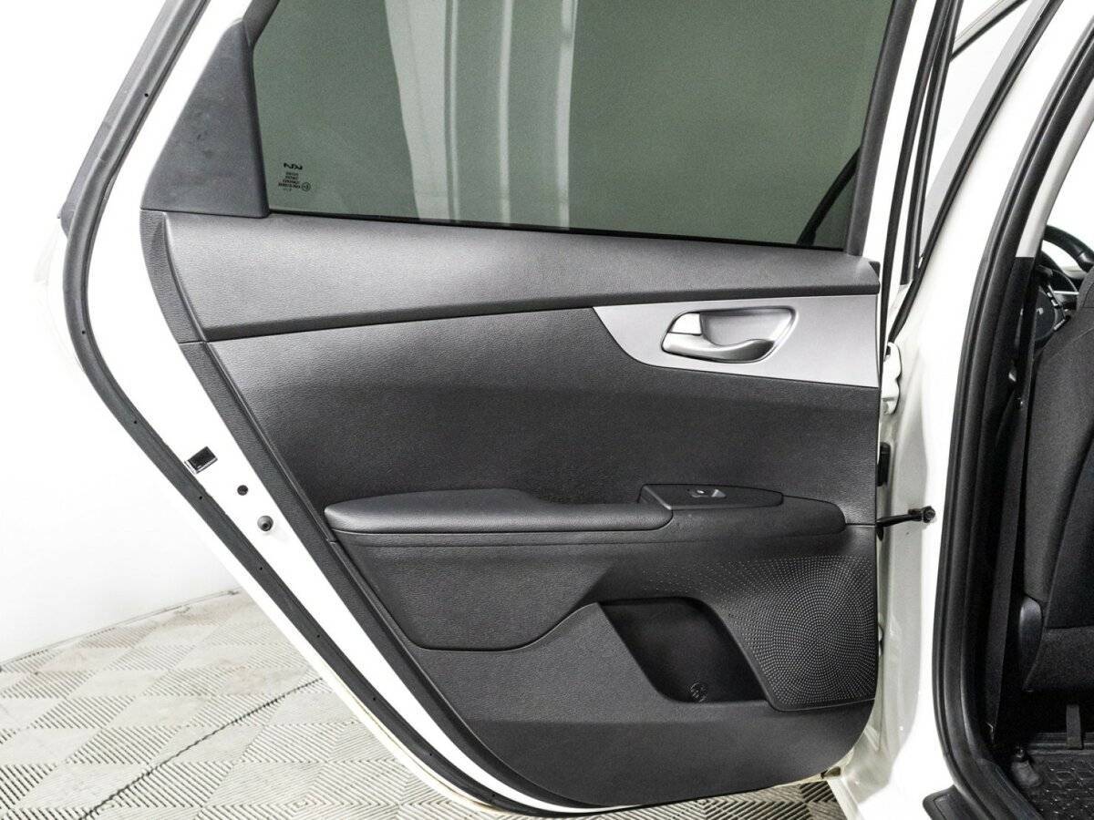 Купить Kia Cerato с пробегом. Фото: #25