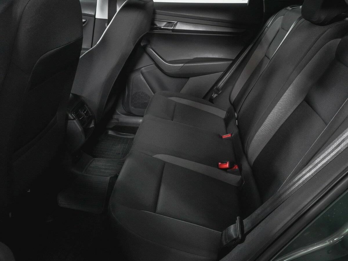 Купить Skoda Karoq с пробегом. Фото: #6