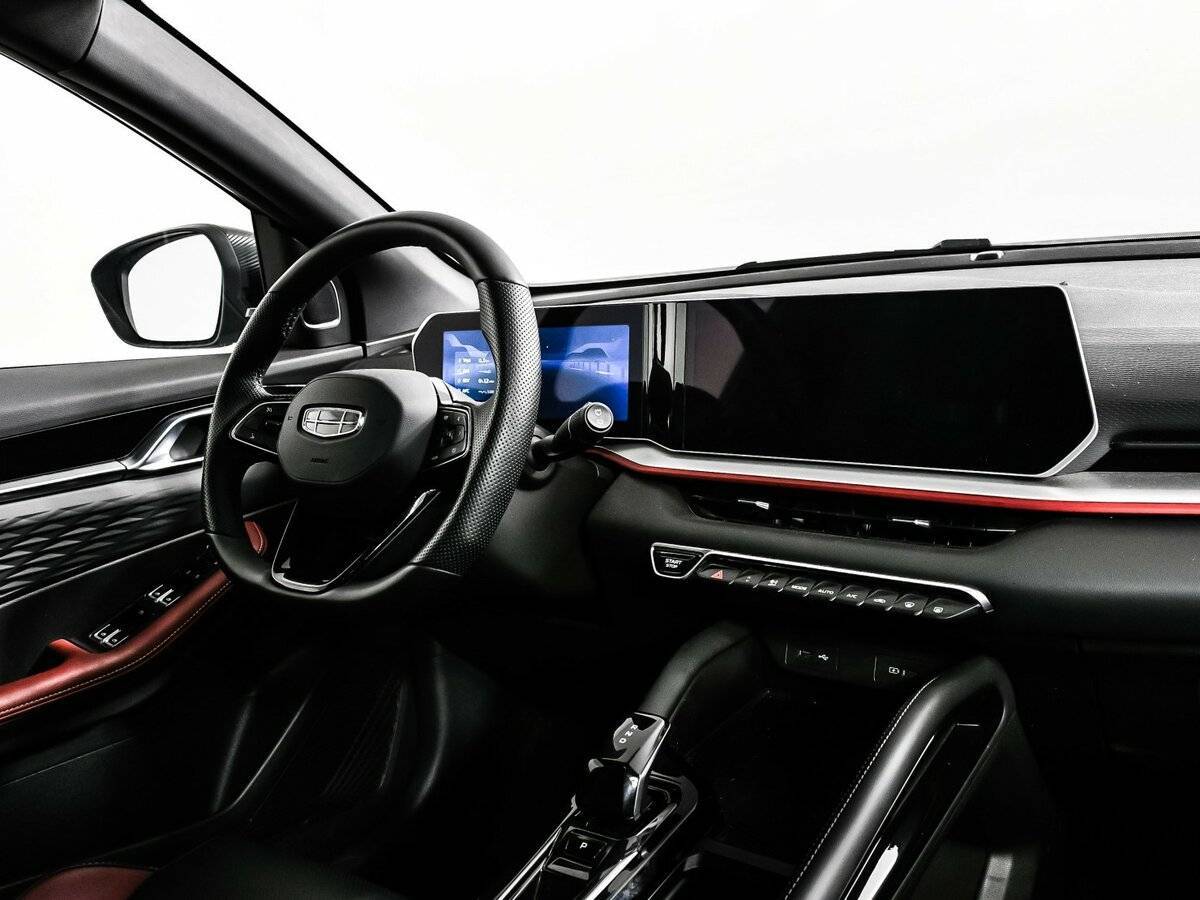 Купить Geely Coolray с пробегом. Фото: #8