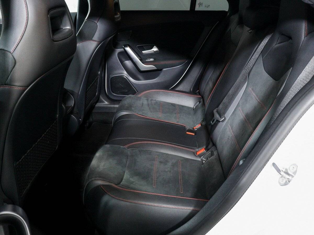 Купить Mercedes-Benz CLA с пробегом. Фото: #5