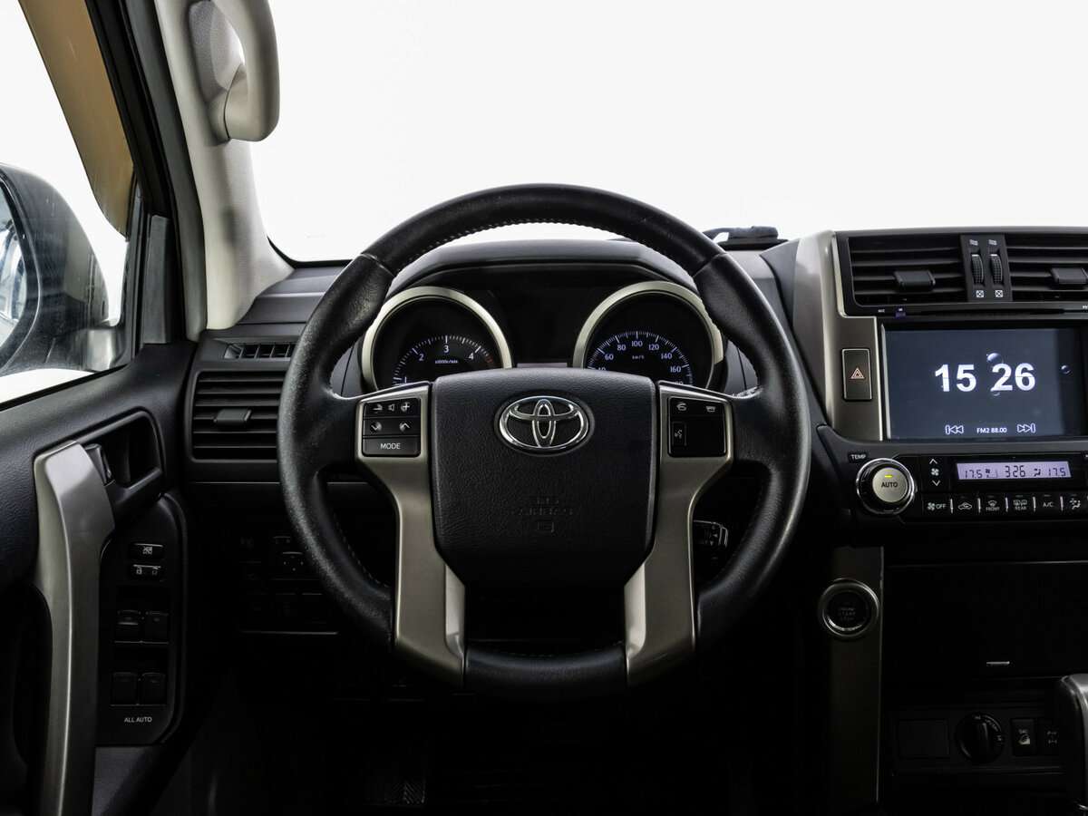 Купить Toyota Land Cruiser Prado с пробегом. Фото: #11