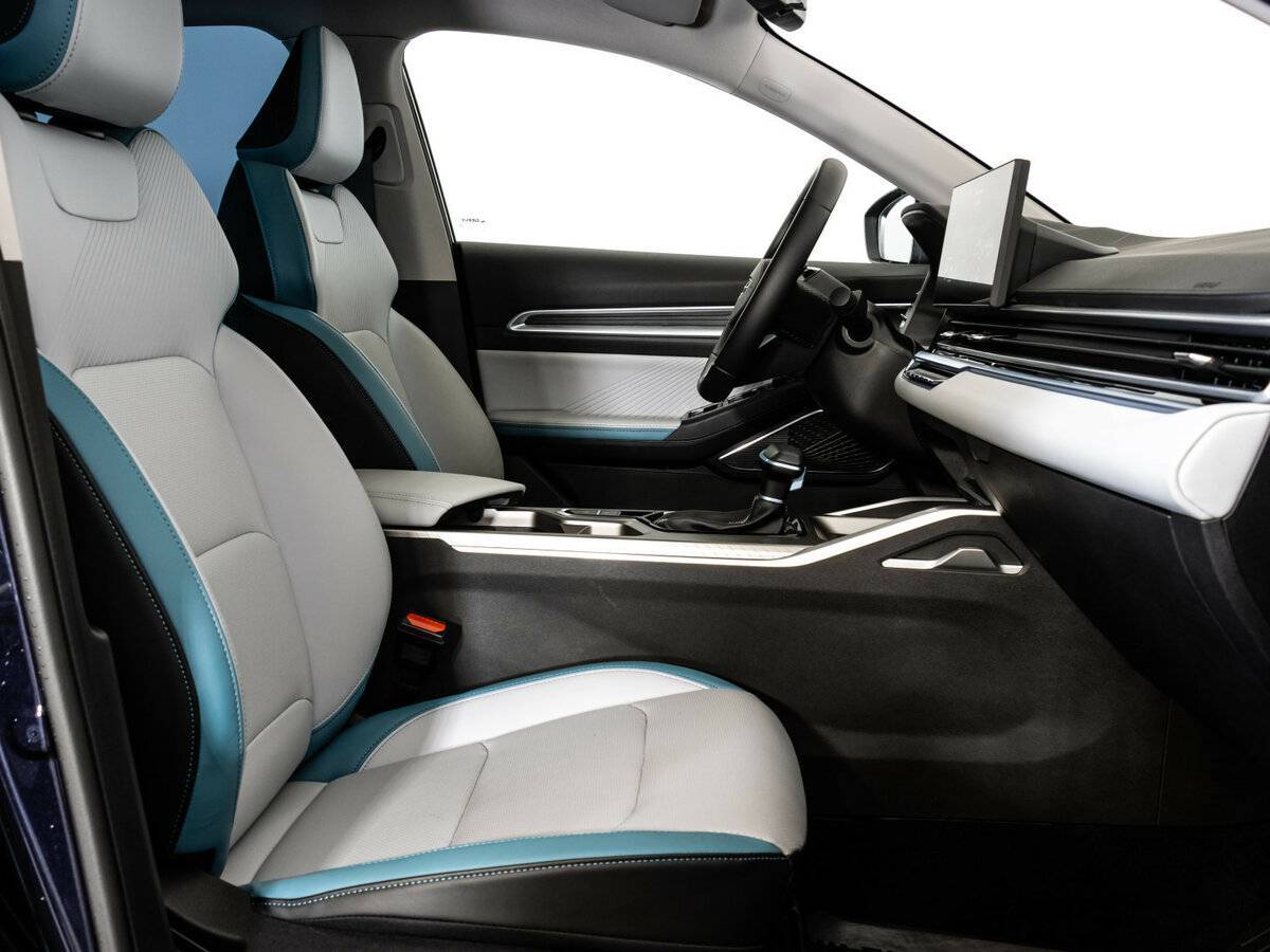 Купить Geely Emgrand с пробегом. Фото: #10