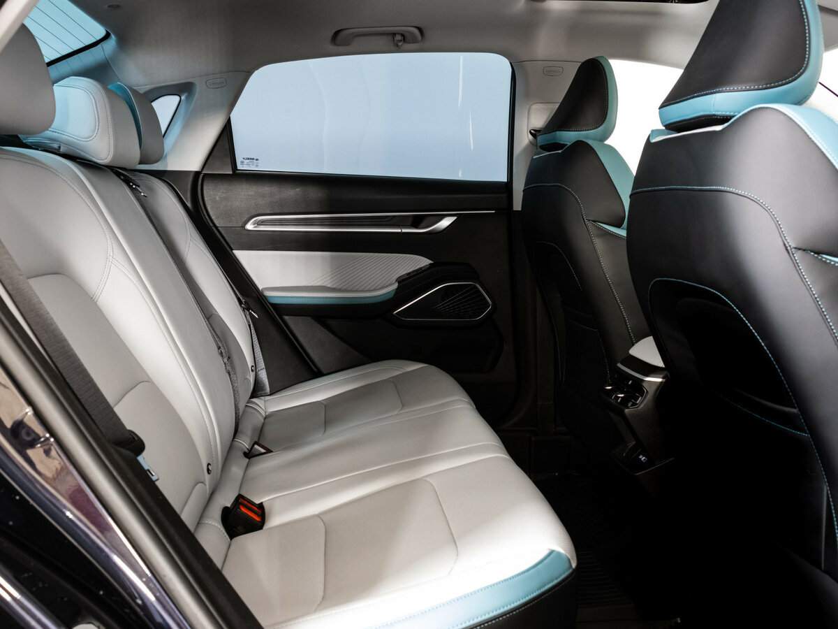 Купить Geely Emgrand с пробегом. Фото: #13