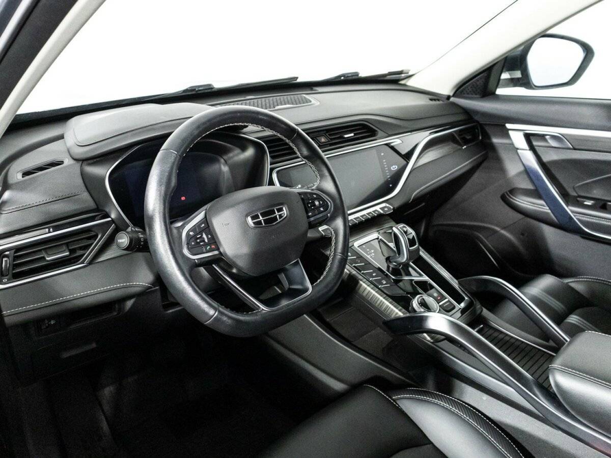 Купить Geely Atlas Pro с пробегом. Фото: #10