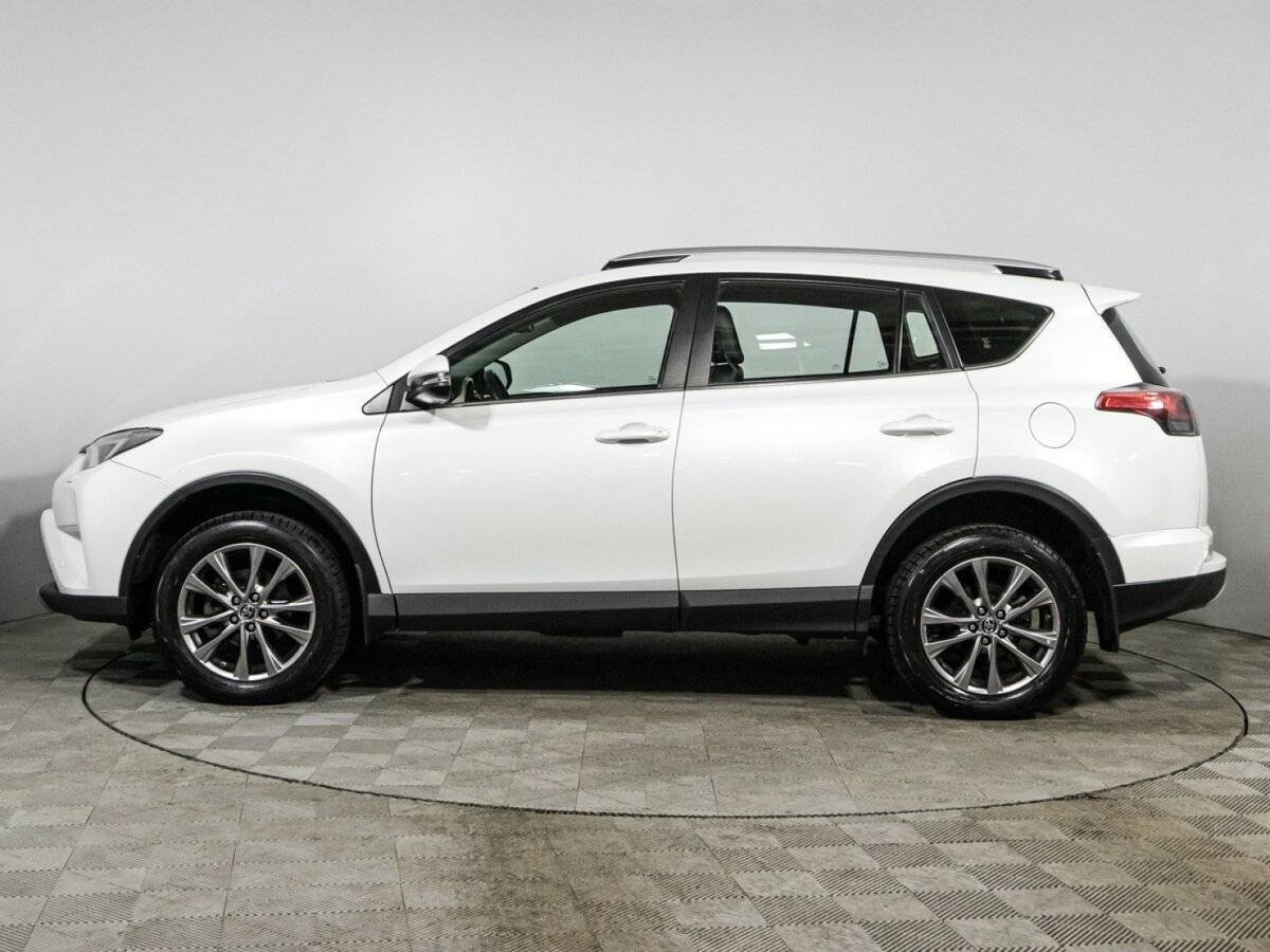Купить Toyota RAV4 с пробегом. Фото: #7