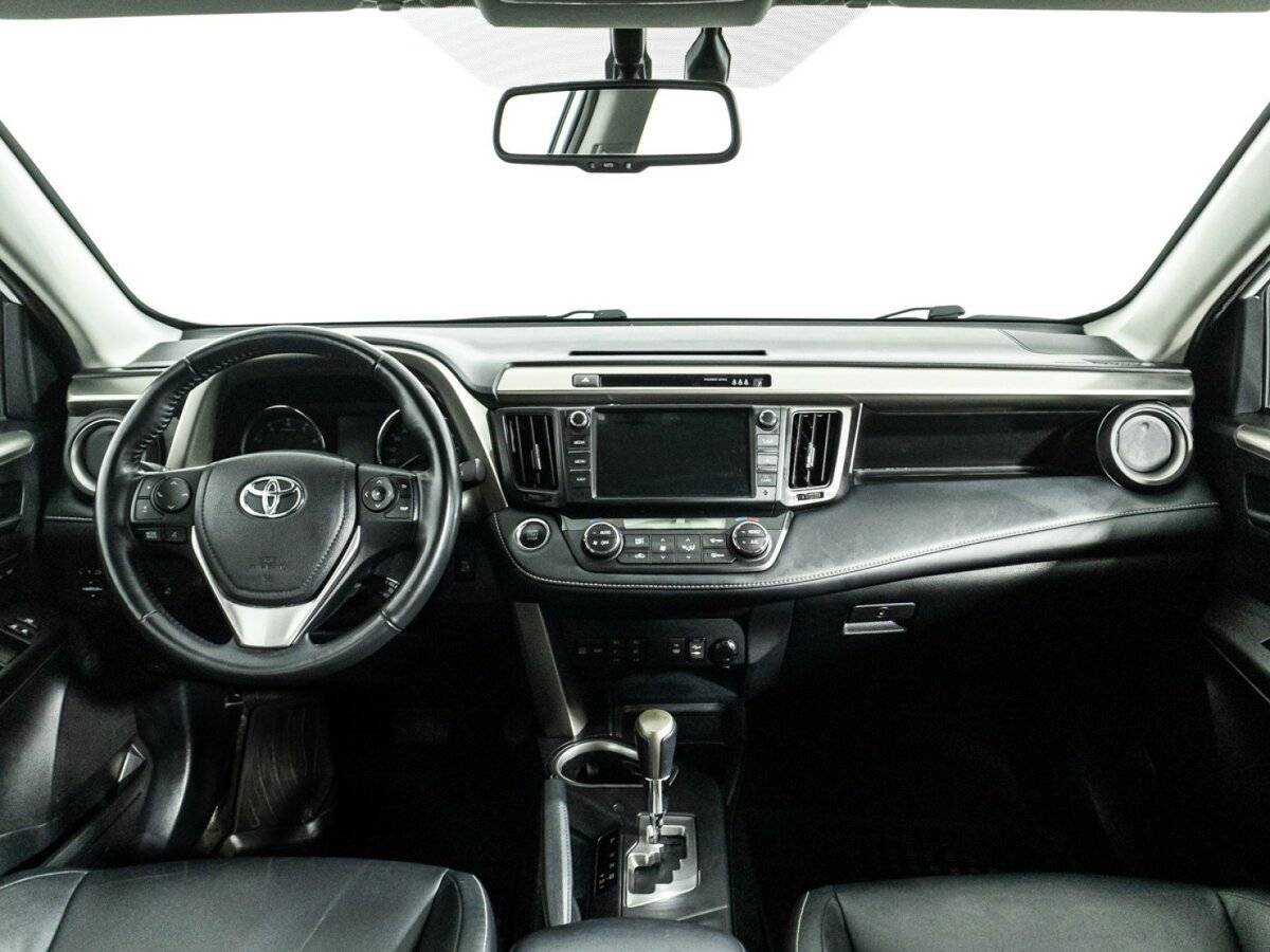 Купить Toyota RAV4 с пробегом. Фото: #12