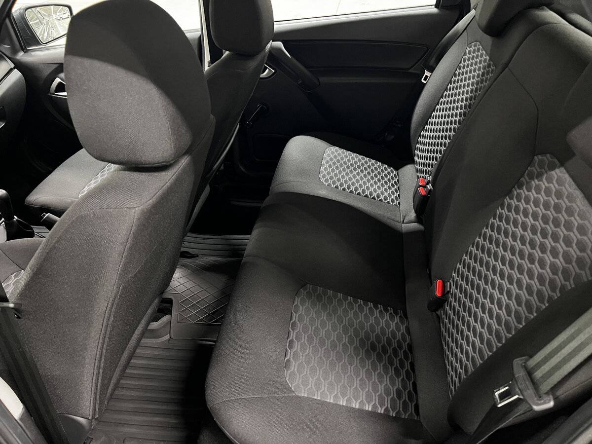 Купить Lada (ВАЗ) Granta с пробегом. Фото: #11