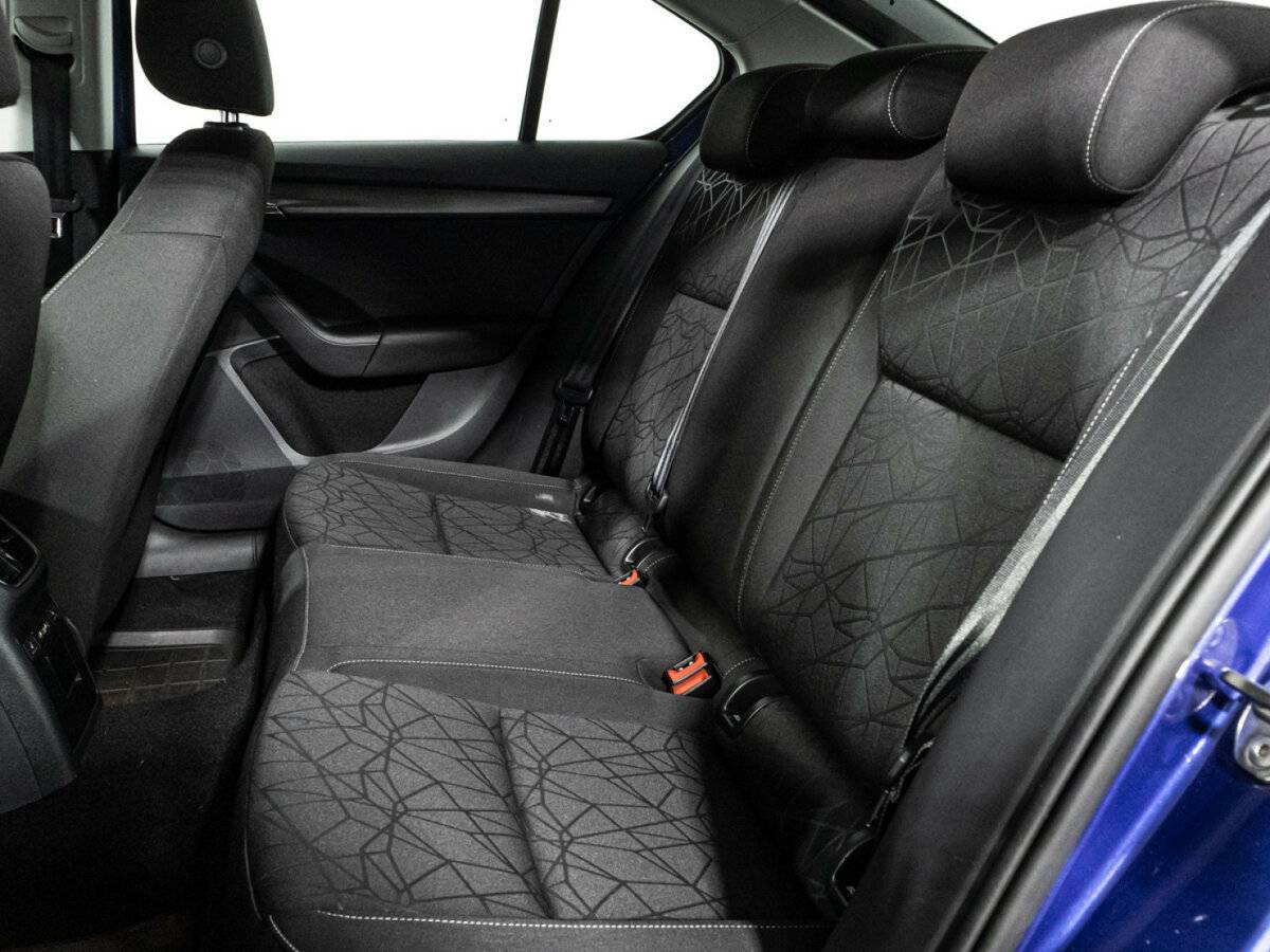 Купить Skoda Octavia с пробегом. Фото: #9