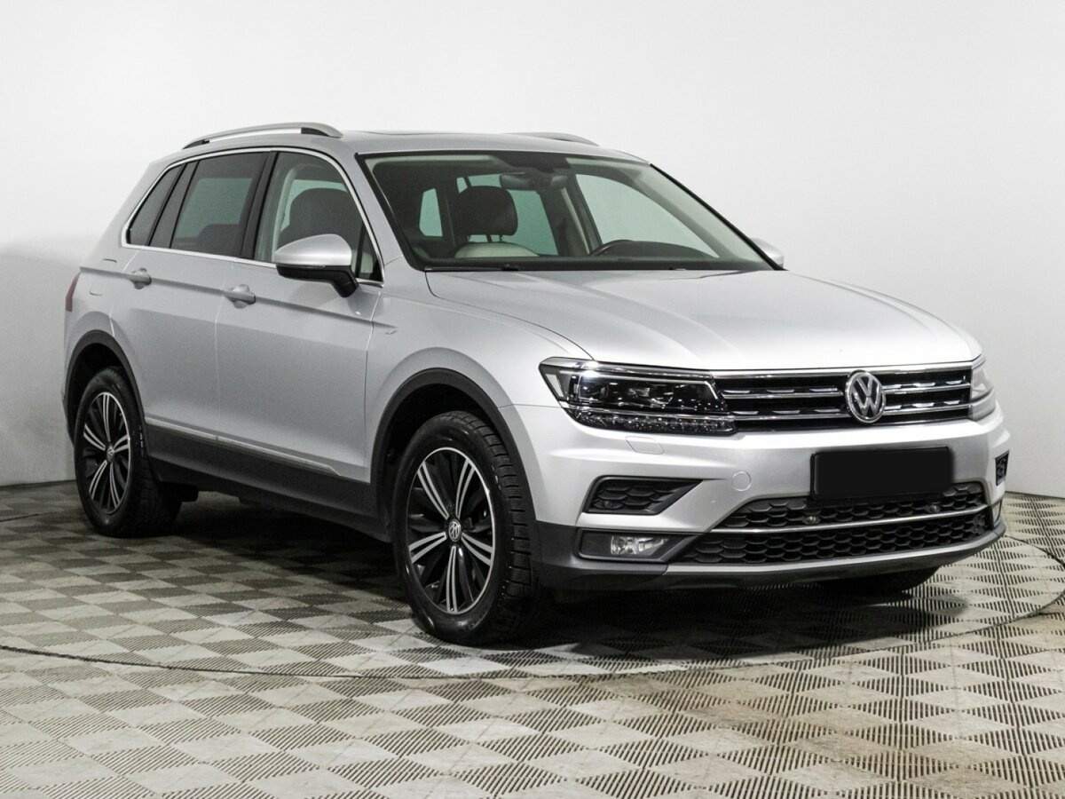 Купить Volkswagen Tiguan с пробегом. Фото: #2