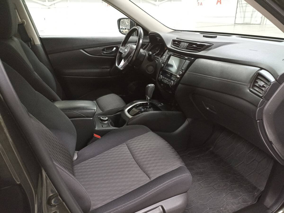 Купить Nissan X-Trail с пробегом. Фото: #10