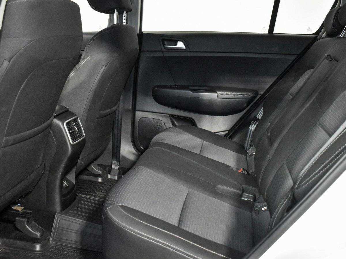 Купить Kia Sportage с пробегом. Фото: #12