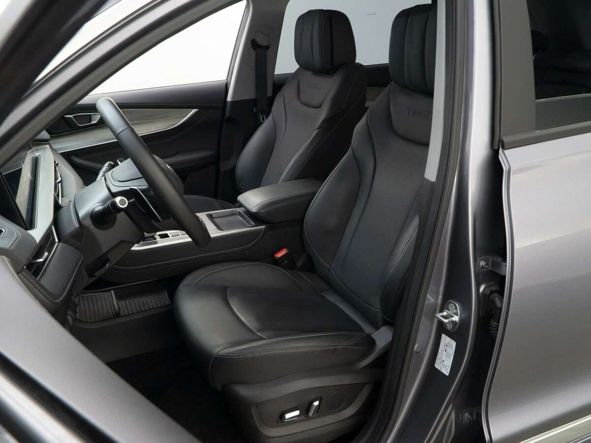 Купить Chery Tiggo 8 с пробегом. Фото: #9