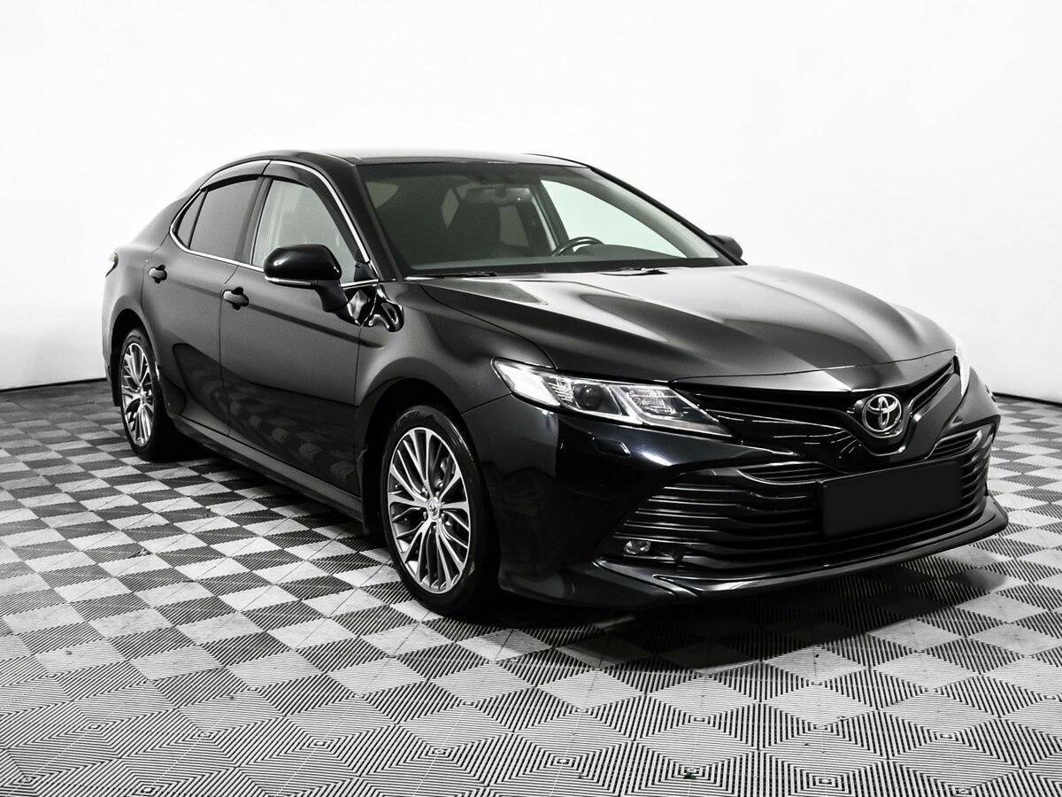 Купить Toyota Camry с пробегом. Фото: #2