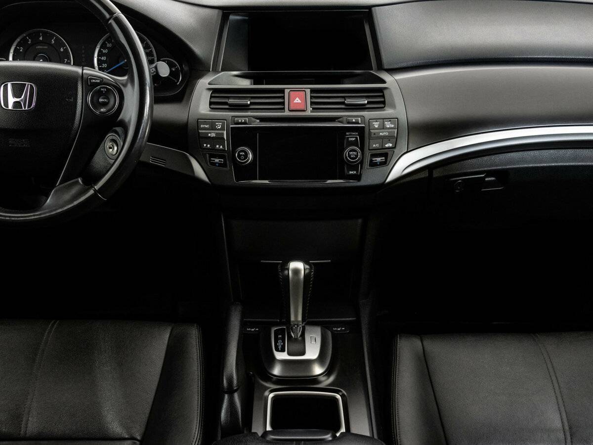 Купить Honda Crosstour с пробегом. Фото: #13