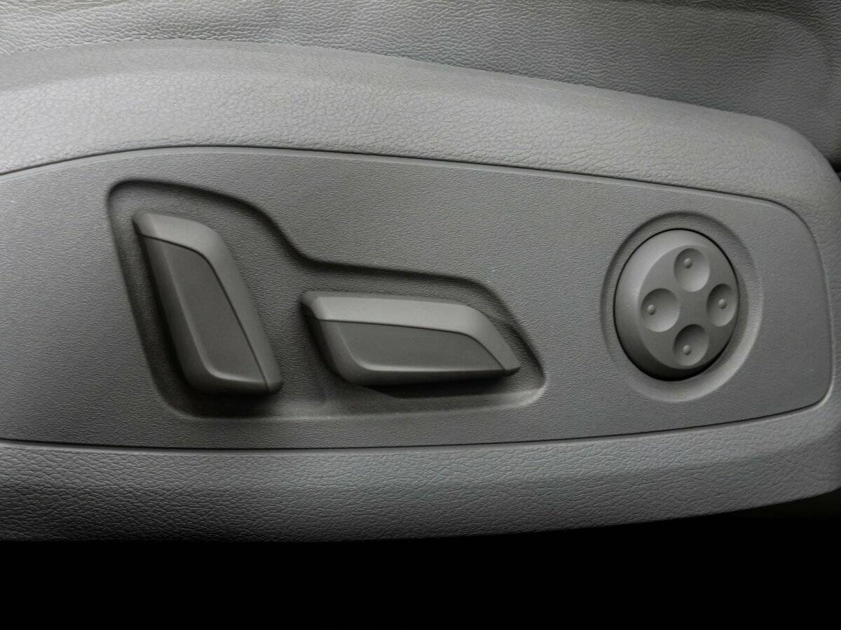 Купить Audi A4 с пробегом. Фото: #25