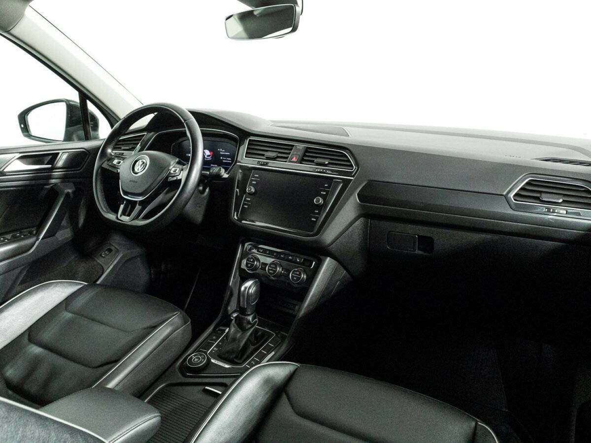 Купить Volkswagen Tiguan с пробегом. Фото: #8