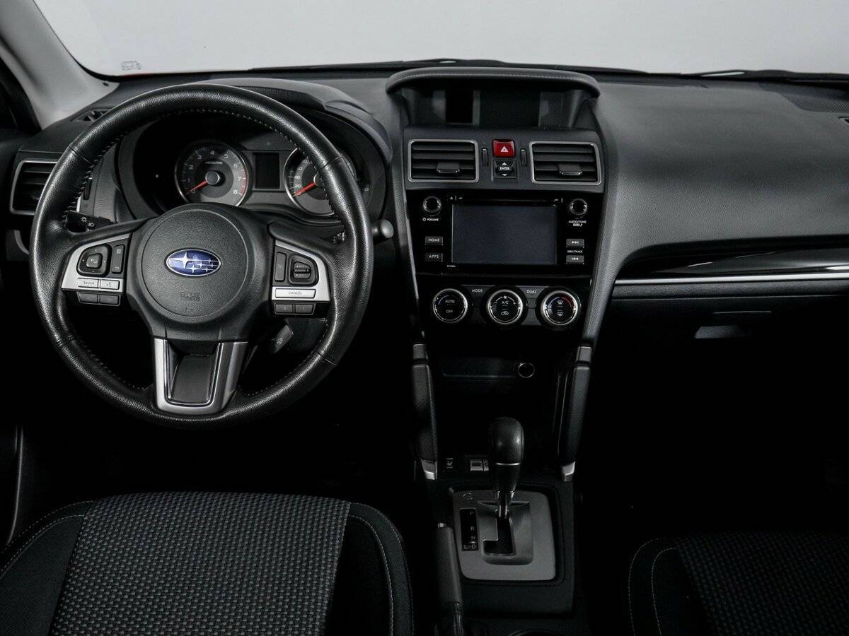 Купить Subaru Forester с пробегом. Фото: #11