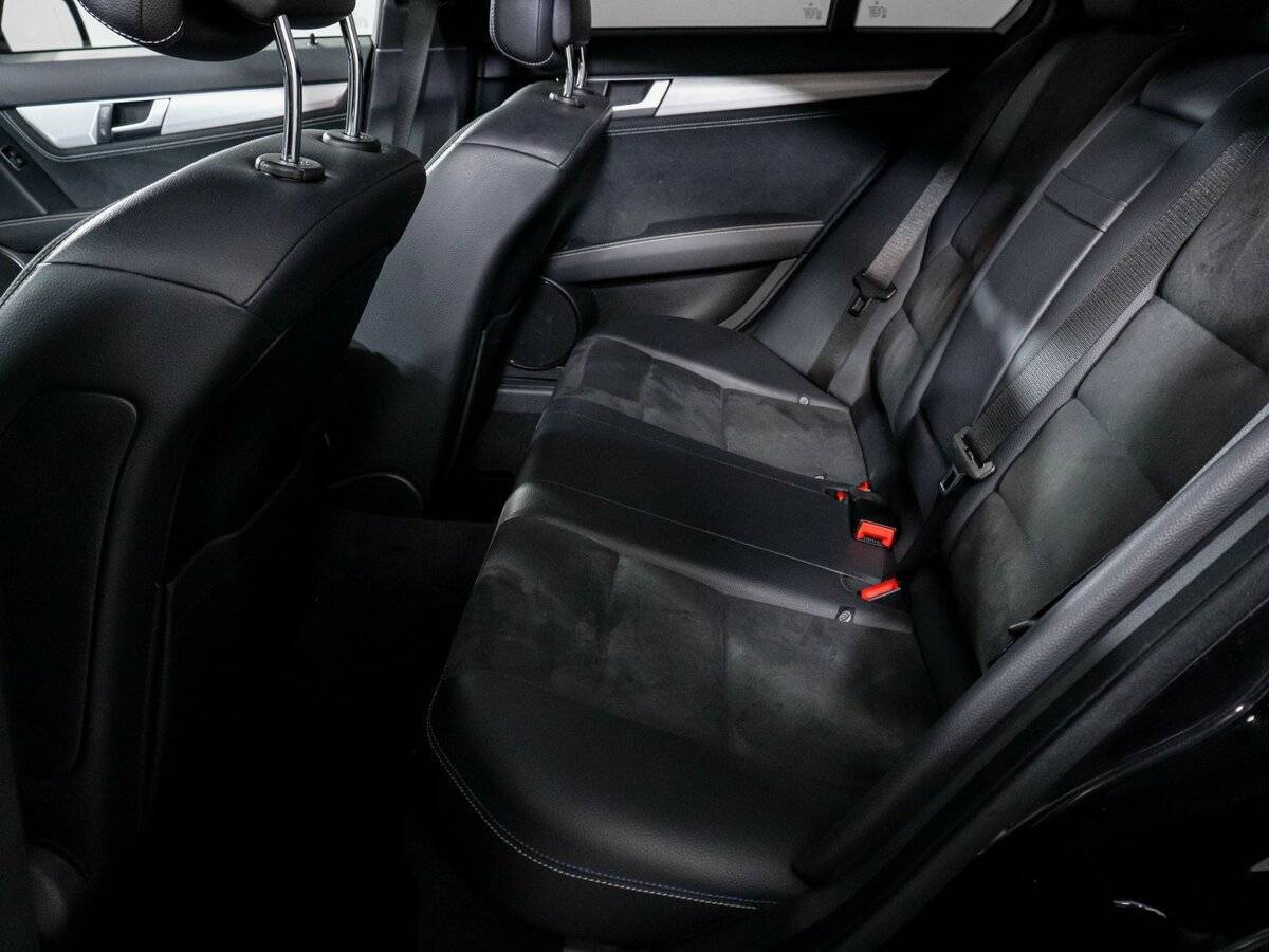 Купить Mercedes-Benz C-Класс с пробегом. Фото: #9