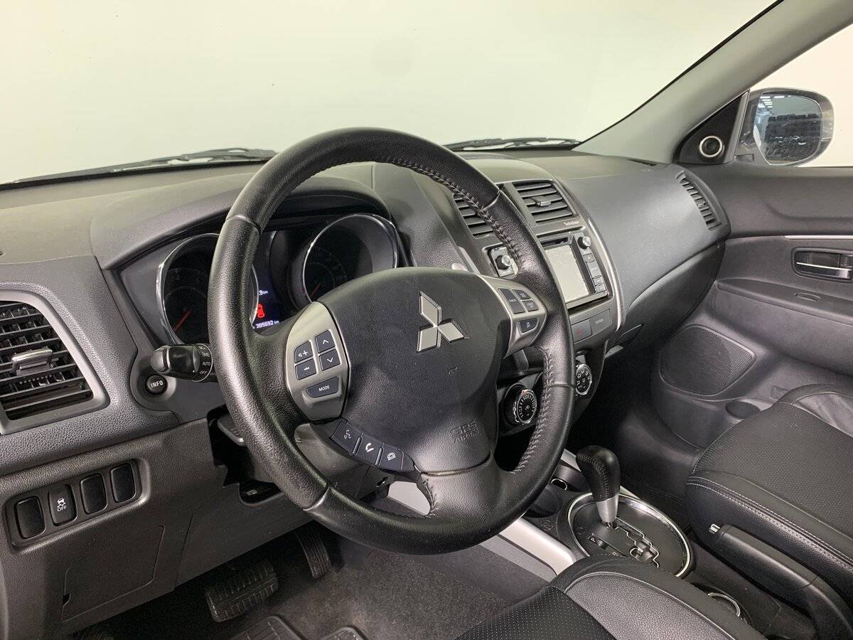 Продажа Б/У Митсубиши АС-Икс. Фото: #10