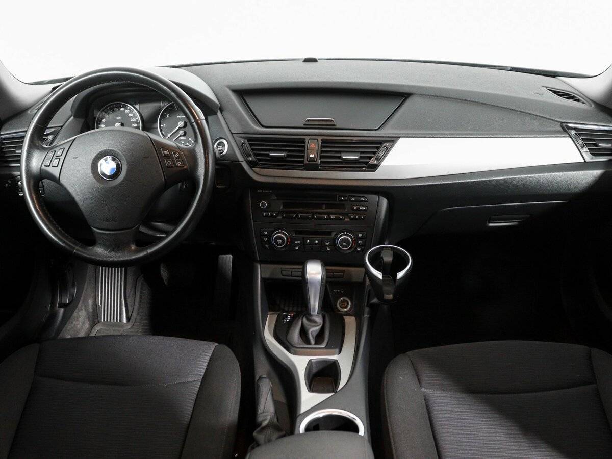 Купить BMW X1 с пробегом. Фото: #10