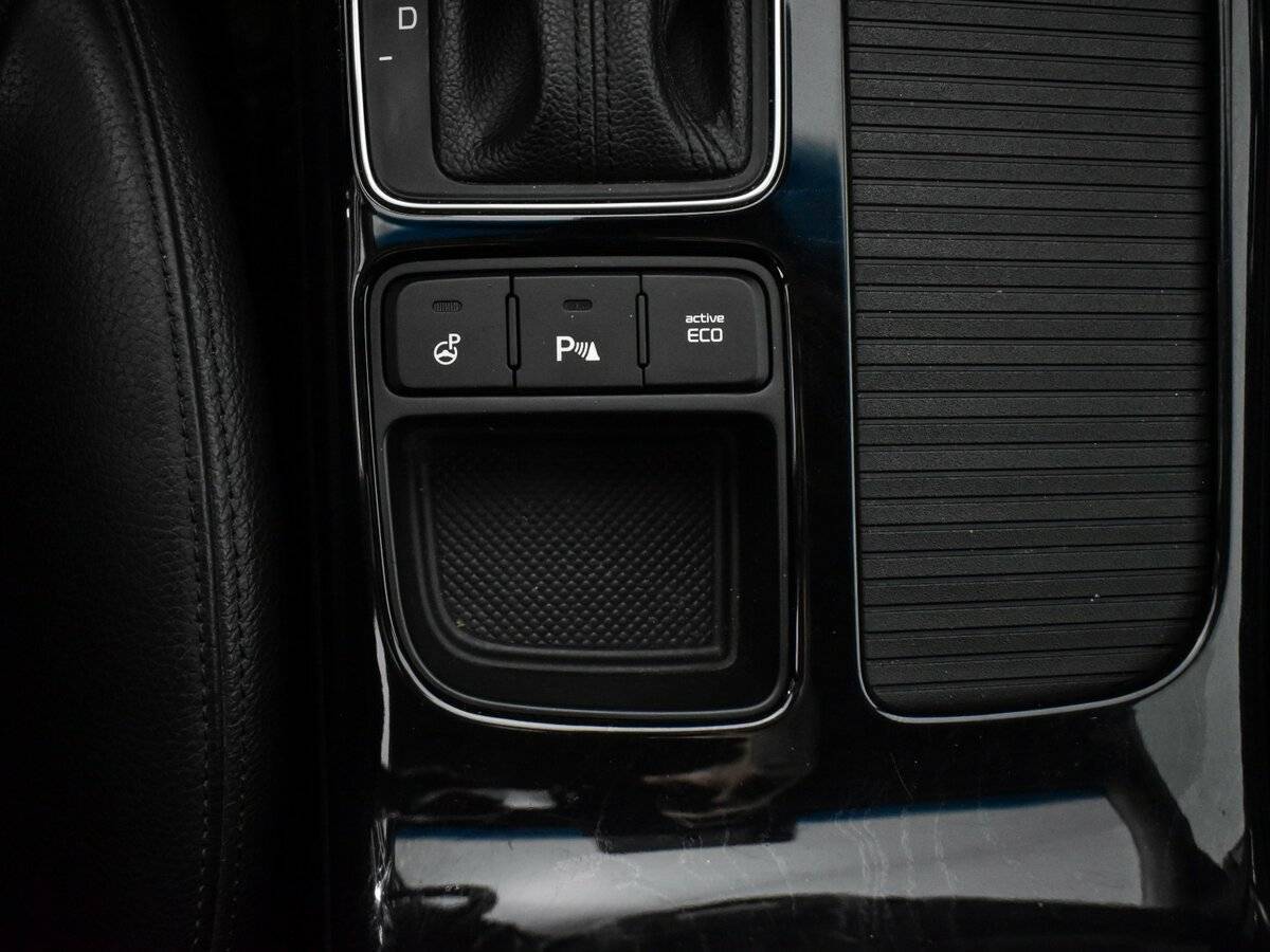 Купить Kia Sorento с пробегом. Фото: #10