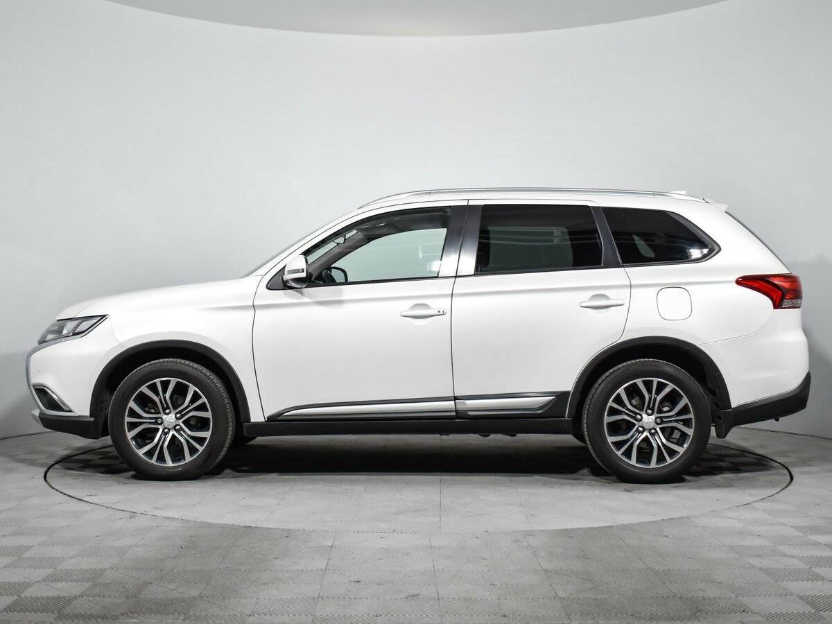 Купить Mitsubishi Outlander с пробегом. Фото: #7