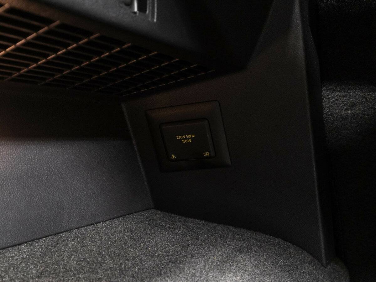 Купить Volkswagen Tiguan с пробегом. Фото: #16