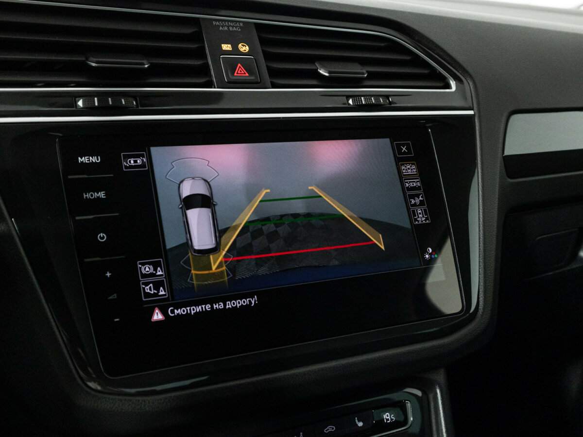 Купить Volkswagen Tiguan с пробегом. Фото: #18