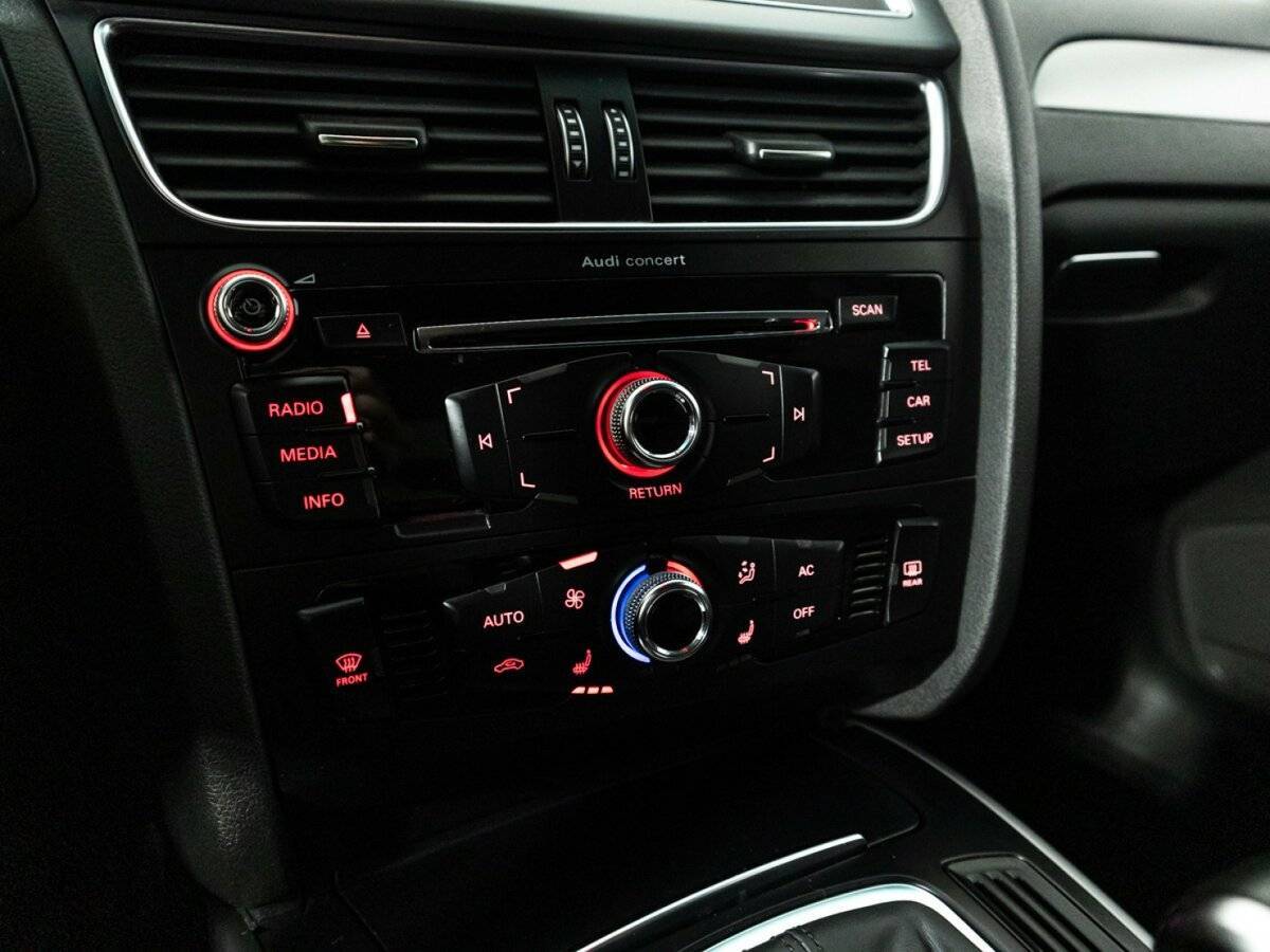 Купить Audi A4 с пробегом. Фото: #15