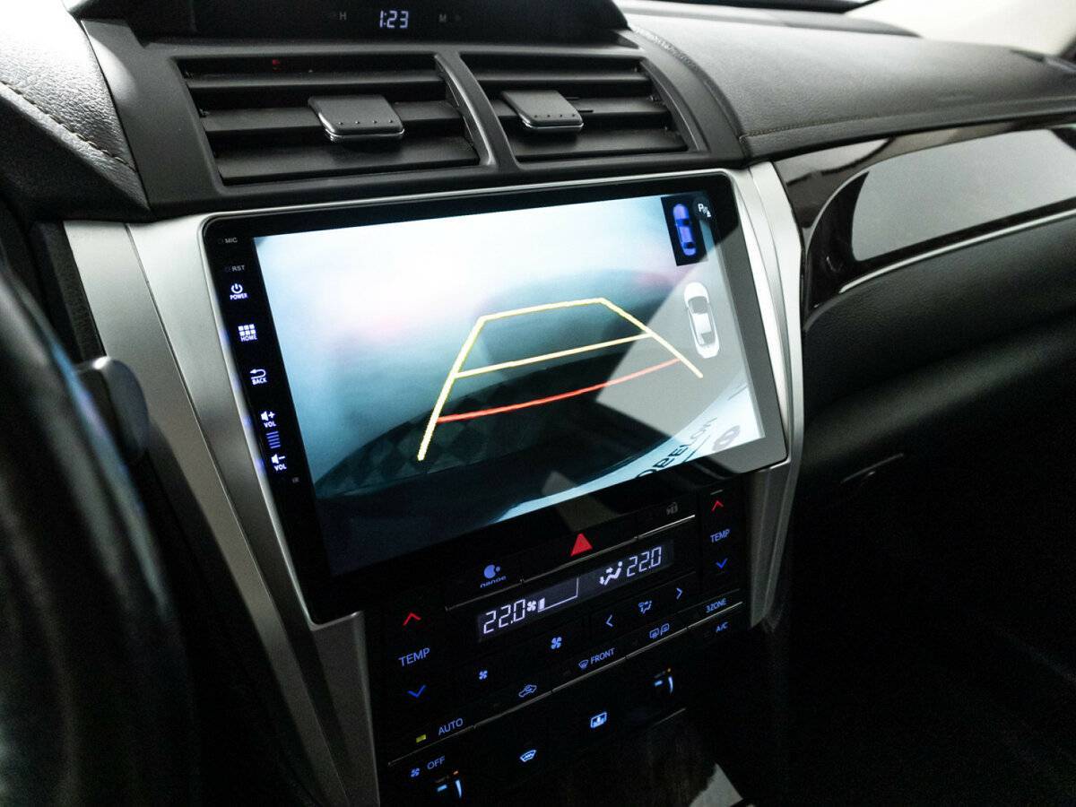 Купить Toyota Camry с пробегом. Фото: #17