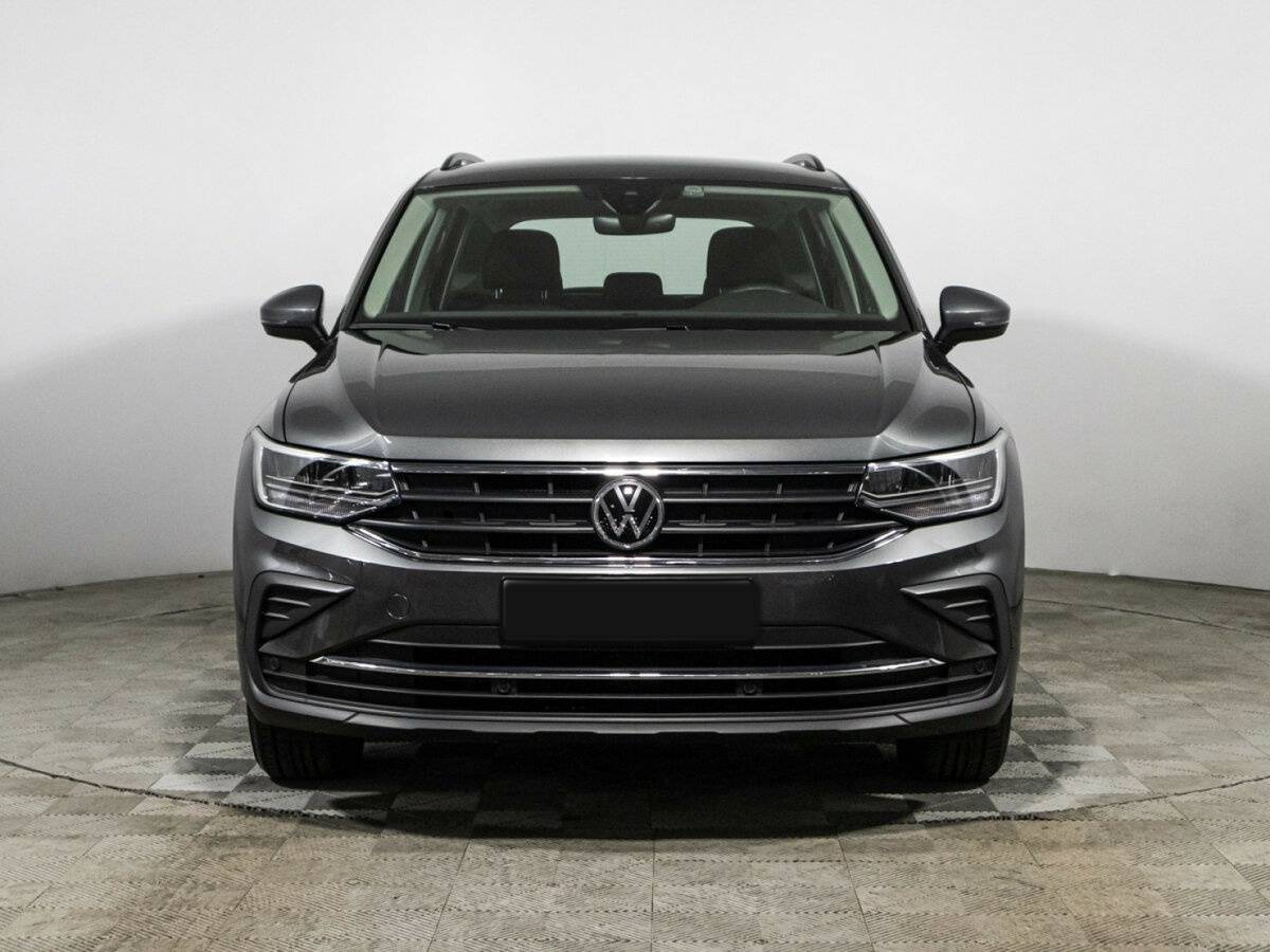Купить Volkswagen Tiguan с пробегом. Фото: #1